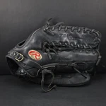 Rawlings GG135TSB Gold Glove Series Trapeze 13.5 Softball Right Throw. Fixed Price $209.00.