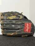 Rawlings Renegade RS125 12.5" Black Leather Glove Right Hand Throw Adult. Fixed Price $16.99.