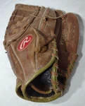 Rawlings Ball Glove Mitt Fastback Model PP110BR 11". Fixed Price $14.99.