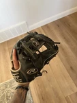 Rawlings Heart Of The Hide 11.5" Baseball Glove. Fixed Price $189.00.
