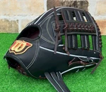 Wilson Staff Dual 12.5" Outfield Glove Superskin D8 Rht Lh WBW102989. Fixed Price $399.00.