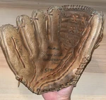 Spalding Vintage Maury Wills Baseball Glove Lht Autograph Model 42-337 AH-250. Fixed Price $25.00.