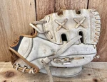Louisville Slugger 10 Mitt Glove Pro Leather Rht LSG50. Fixed Price $19.95.