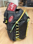 Rawlings Gold Glove Gamer Trapeze GG1200TB Rht Yellow Mint Green Laces. Fixed Price $89.95.