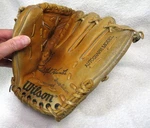 Vintage Wilson Baseball Glove Jim Catfish Hunter Korea W1300S. Fixed Price $12.99.