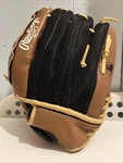 Rawlings Baseball Glove Playmaker Series Youth, Right Hand Throw- Good Condition. Fixed Price $18.00.