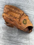 Vtg Wilson A2002 -xl Usa Adult Lht Right Baseball Glove 13.5 Leather. Fixed Price $90.97.