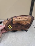 Wilson A0440 FP12 Genuine Leather Fast Pitch Baseball Glove 12" Monsta Web Rht. Fixed Price $15.99.