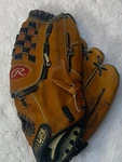 Rawlings RSG14SS Fastback Model Softball Glove Right Hand Thrower Pad Lock. Fixed Price $24.99.