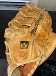 Vintage Macgregor Willie Mcgee MAC72 Baseball Glove For The Left Hand. 13 Inch. Fixed Price $48.99.