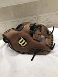 Wilson PRO-1000 Leather Thick Well Padded 9.5 Baseball Glove Right Throw. Fixed Price $125.00.
