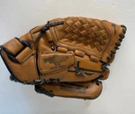 Mizuno GPL-1103 Youth Baseball Softball Glove Right Hand Throw. Fixed Price $30.24.