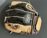 Louisville Slugger Youth 10 Glove Rht. Fixed Price $14.00.