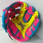 Franklin Softball Baseball T-ball Glove Mitt 8.5" Colorful Right Hand Thrower. Fixed Price $9.99.