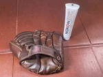 (rare) Nokona Premium Leather Infield Glove, 40S/50S, Lht, G22, Texas Usa. Fixed Price $139.98.