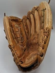 Rawlings RBG80F 10 1/2" Baseball Glove Mark Mcgwire Autograph Model. Fixed Price $14.99.