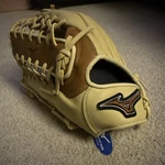 Mizuno Baseball Glove Leather 5-FINGER Beige/brown Left Handed One Size Adult. Fixed Price $100.00.