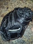 Louisville Slugger PF14CBK CM2 32.5 Catchers Mitt Rht Black Leather. Fixed Price $100.00.