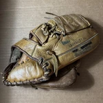 Hawthorne 60-4076 Professional Model Glove Mitt Leather Baseball Rht 10". Fixed Price $15.95.