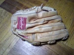 Rawlings 3698 Custom Collection Century Series Baseball Glove. Fixed Price $8.99.