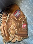 Nokona Youth Baseball Glove 10.5 Rh Throw. Fixed Price $125.00.