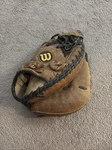 Wilson 1000 Catchers Mitt 32 3/4 A1785 P7 Rustic Leather Pro-toe Rht. Fixed Price $29.99.