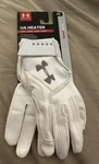Ua Under Armour Heater Youth Baseball Batting Gloves, 1299654, Nwt, Pair. Fixed Price $20.00.