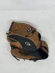 Easton Synergy Pattern Professional Right Hand Baseball Glove SE115. Fixed Price $24.87.