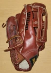 Wilson Fieldmaster A2633 Baseball Glove Snap Action Joe Carter Right Hand Lht. Fixed Price $10.00.