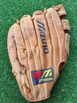 Mizuno MT1000FB 13 Rht Baseball Softball Glove Professional Model. Fixed Price $21.99.