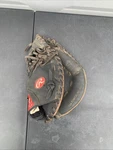 Rawlings Lite Toe D325BWCM 32.5" Catchers Mitt Premium Series Right Hand Throw. Fixed Price $39.99.