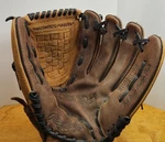 Rawlings RBG36DBW 12.5" Lht Baseball Glove. Fixed Price $19.99.