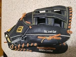 Franklin Tapered Cut 4935W - 13" Black Gold Baseball Glove Left Hand Throw. Fixed Price $23.95.