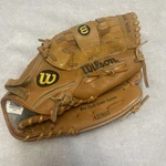 Wilson Baseball Glove Pro Staff Gold Genuine Leather Rht A2305 13". Fixed Price $24.99.