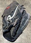 Rawlings Derek Jeter Model REV125N Baseball Glove Mitt Revolution 12.5 Rht. Fixed Price $44.99.