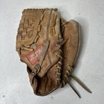 Ssk Sasaki Sports Dimple Ii SBG-18 Jack Morris Baseball Glove Rht. Fixed Price $28.00.