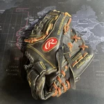 Rawlings Youth Baseball Gold Globe Pitcher Left Mitt JD105B Black. Fixed Price $18.99.
