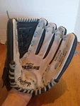 Rsb Slowpitch Softball Black/gray Right Hand Throw 12.5 Inch Basket -web. Fixed Price $39.97.