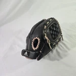 Adidas TS1050SDY Eazy Close 10.5 Youth Baseball Softball Glove Mitt Rht. Fixed Price $9.99.