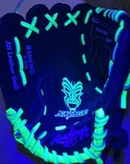 Rawlings Savage S100NG Model Rh Kids Baseball Glove Black Green Trim Glows. Fixed Price $29.83.