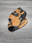 Mizuno Mvt 1176 11.75" Baseball Softball Glove Rh Throw. Fixed Price $39.99.