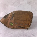 Wilson A1821 Pro 6 Flexback-dual Hinge Pocket 11 Rht Leather Baseball Glove. Fixed Price $35.99.