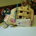 New 12.75" Rawlings PROR3039-6CP Heart Of The Hide Rht Baseball Glove. Fixed Price $239.99.