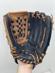 Easton Pro Baseball Glove Adult Right Hand Thrower 14" SP14 Synergy 2. Fixed Price $26.95.
