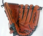 Wilson A2161 AS14 Rht 12.5" Advisory Staff Aztec Leather Baseball Softball Glove. Fixed Price $20.00.