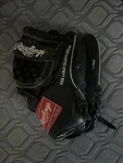 Rawlings RCS120 Series Basket Web Right Hand Throw Baseball Glove. Fixed Price $29.00.