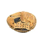 Wilson Usa A2542 32.5 Baseball Softball Catchers Mitt Left Throw. Fixed Price $100.00.