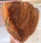 Vintage Macgregor Ny Giants Willie Mays Personal Model 300 Baseball Glove Rht. Fixed Price $69.99.