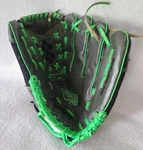 Franklin Fast Pitch Pro Series 22317 - 11" Softball Baseball Youth Glove. D Env. Fixed Price $7.00.