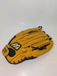 Mizuno Powerlock Mfr 1402 14" Baseball Glove Professional Model Left Hand Throw. Fixed Price $39.99.